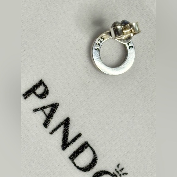 Pandora 925 Silver Sparkling Silver Circle Earrings - Picture 5 of 9